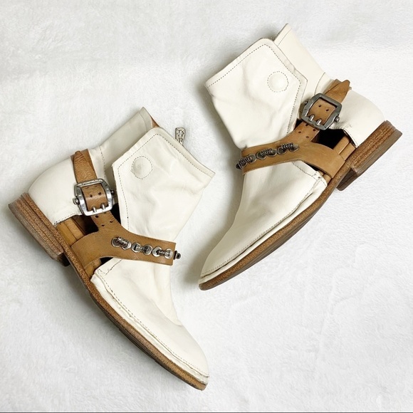 A.S. 98 Leather Studded Booties in Cream Size 7 - Picture 2 of 7